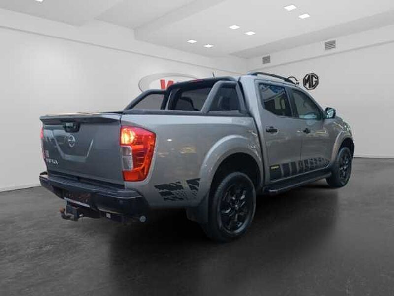 Nissan Navara NP300 N-Guard Double Cab 4x4 2.3 dCi EU6d-T AHK Navi AVM LED Sperrdiff. NP300 N-Guard Double Cab 4x4 2.3 dCi EU6d-T AHK Navi AVM LED Sperrdiff.