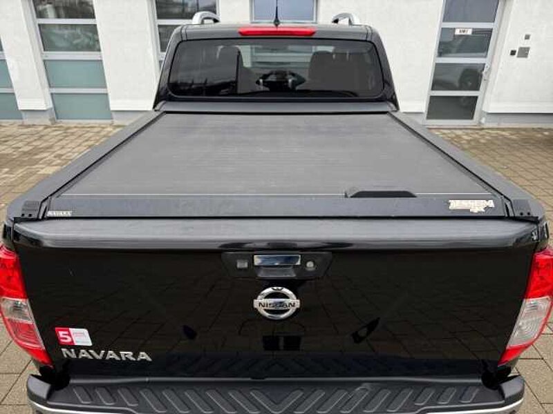 Nissan Navara Tekna Double Cab 4x4 2.3 dCi DC TEKNA Rollverdeck Tesser 4X4 Tekna Double Cab 4x4 2.3 dCi DC TEKNA Rollverdeck Tesser 4X4